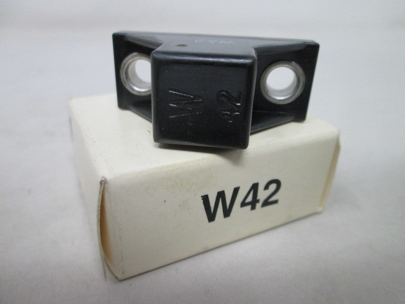 Allen Bradley via TCS W42 NSFP (WH) W 42