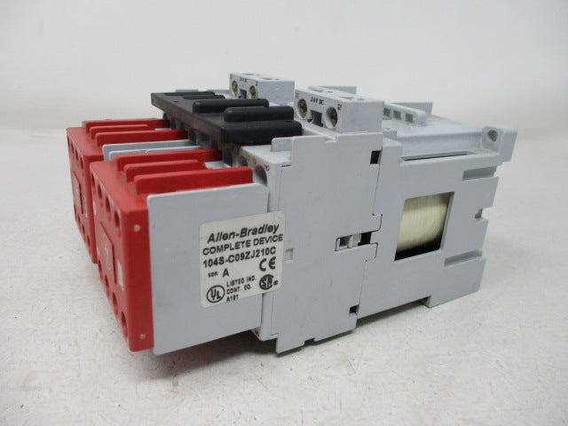 Allen Bradley via TCS 104SC09ZJ210C Ser. A NSNP 104S C09ZJ210C