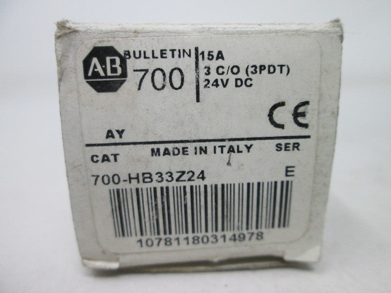 Allen Bradley via TCS 700HB33Z24 Ser. E NSFP (WH) 700 HB33Z24