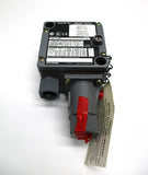 Allen Bradley via TCS 836TT300J Ser. A NSFP (BR/WH) 836T T300J