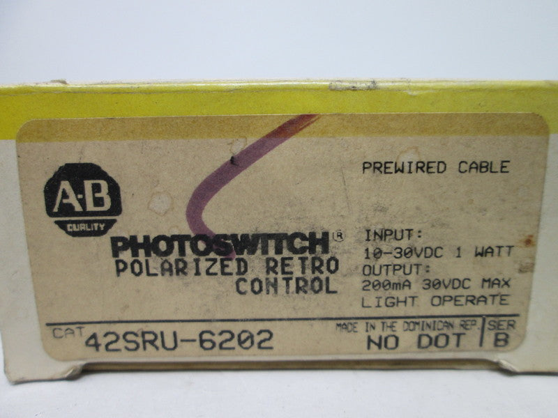 Allen Bradley via TCS 42SRF6002 Ser. B NSFP (BK/YL) 42SRF 6002