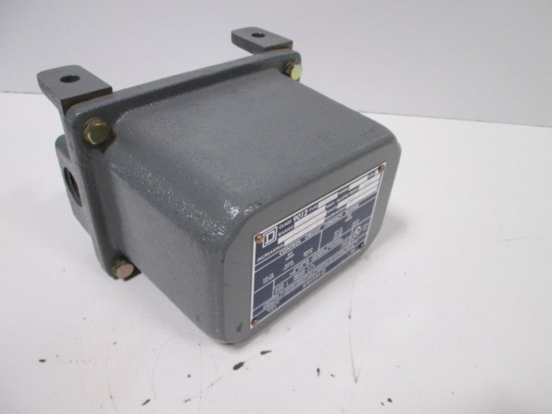 Square D 9012GFR3 NSNP * GENUINE * 9012 GFR3 Schneider Telemecanique