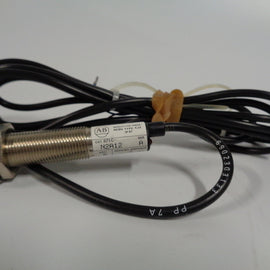 Allen Bradley via TCS 871CDH4NN12E2 Ser. A NSFP (BK/YL) 871C DH4NN 12E2