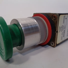 Allen Bradley via TCS 800MRD1D1 Ser. A NSFP (BK/YL) 800MR D1D1