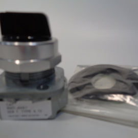Allen Bradley via TCS 800TJ5KE7 Ser. T NSFP (WH) 800T J5KE7