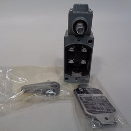 Allen Bradley via TCS 802TA1W1 Ser. C NSFP (WH) 802T A1W1