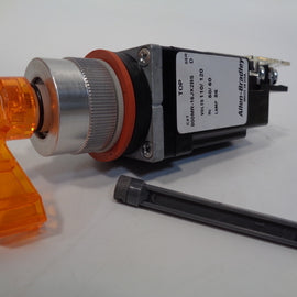 Allen Bradley via TCS 800MR16JP2BRAK Ser. D NSFP (WH)