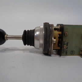 Allen Bradley via TCS 800TT2MB41 Ser. A NSFP (BR/YL) 800T T2MB41