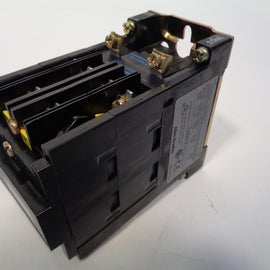 Allen Bradley via TCS 700DCR060Z1 Ser. B NSFP (GY/BL) 700DC R060Z1