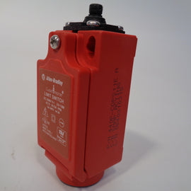 Allen Bradley via TCS 440PCDPS11E Ser. A NSFP (WH) 440P CDPS11E