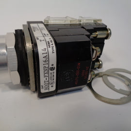 Allen Bradley via TCS 800TFXNP16XA14 Ser. T NSFP (BK/YL) 800T FXNP16XA14