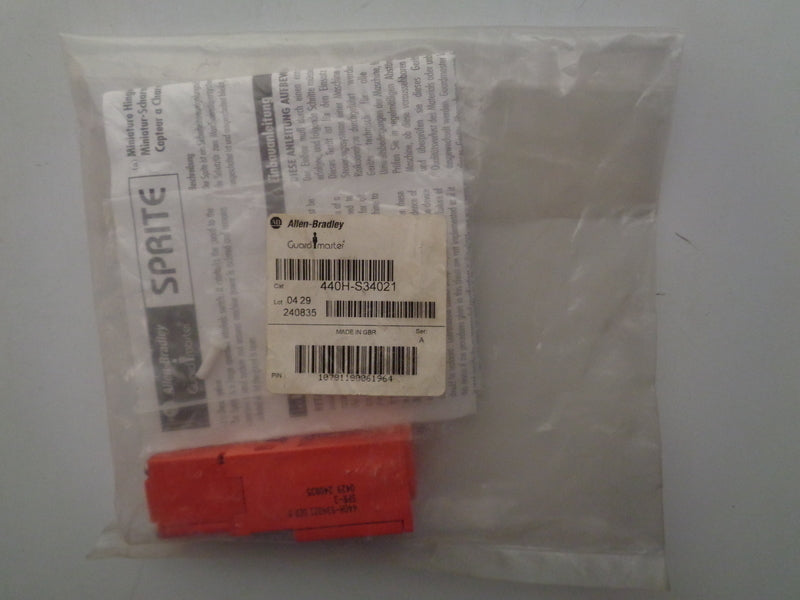 Allen Bradley via TCS 440HS34021 Ser. A NSFP 440H S34021