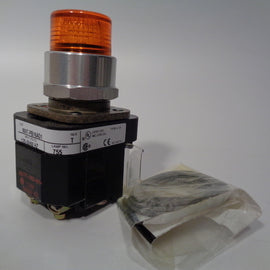 Allen Bradley via TCS 800TPB16AD1 Ser. T NSFP (WH) 800TPB16AD1