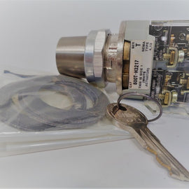 Allen Bradley via TCS 800TH3217A Ser. T NSFP (WH) 800T H3217A