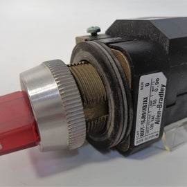 Allen Bradley via TCS 800T16JR91KB7AX Ser. U NSFP (WH) 800T 16JR91KB7AX