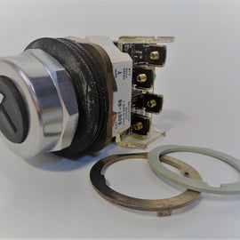 Allen Bradley via TCS 800TH6A Ser. T NSFP (BK/YL) 800T H6A