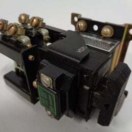 Allen Bradley via TCS 700BX220A2 Ser. A NSFP (BR/YL) 700 BX220A2