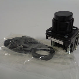 Allen Bradley via TCS 800HCBR2A Ser. F NSFP (WH) 800H CBR2A