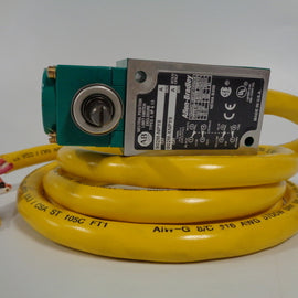 Allen Bradley via TCS 802MNPY8 Ser. A NSFP (BR/WH) 802M NPY8