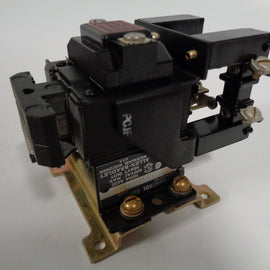 Allen Bradley via TCS 800P1F1NBS Ser. C NSFP (BR/YL) 800P 1F1NBS