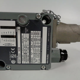 Allen Bradley via TCS 800TQAH24R Ser. T NSFP (WH) 800T QAH24R