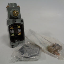 Allen Bradley via TCS 802TAL2W5 Ser. D NSFP (WH) 802T AL2W5