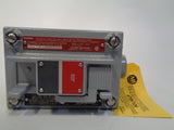 Allen Bradley via TCS 800H1HJ7 Ser. X NSFP (BR/WH) 800H 1HJ7