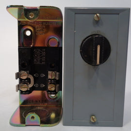 Allen Bradley via TCS 800SNX23 Ser. M NSFP (BR/WH) 800S NX23