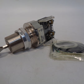 Allen Bradley via TCS 800TH42D1 Ser. T NSFP (WH) 800T H42D1