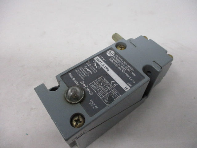 Allen Bradley via TCS 802TA1PN Ser. H NSNP 802T A1PN