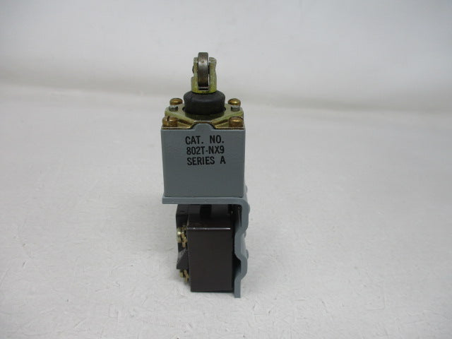 Allen Bradley via TCS 802TNX9 Ser. A NSNP 802T NX9