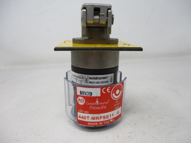 Allen Bradley via TCS 440TMRPSE11 Ser. A NSNP 440T MRPSE11