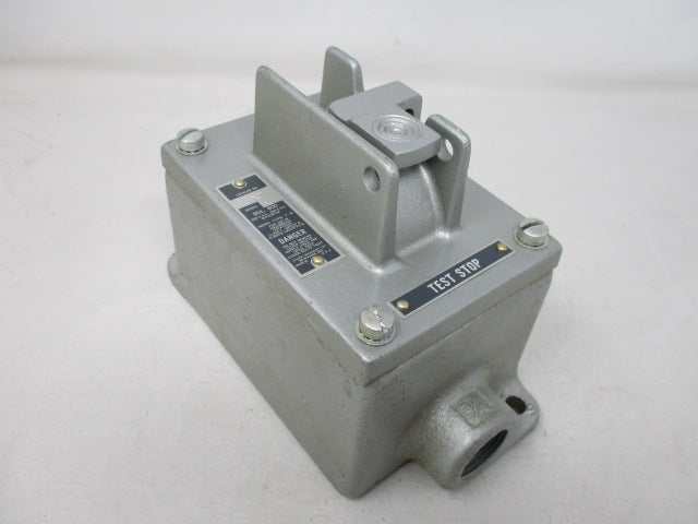 Allen Bradley via TCS 8001HX7 Ser. L NSNP 800 1HX7