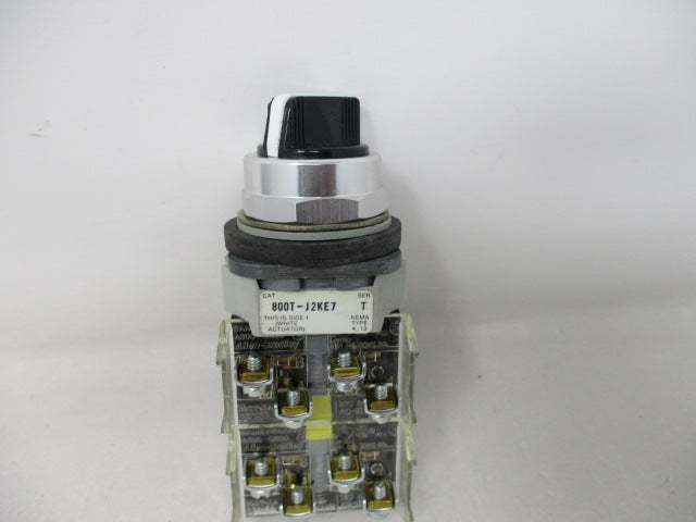 Allen Bradley via TCS 800TJ2KE7H Ser. T NSNP 800T J2KE7H