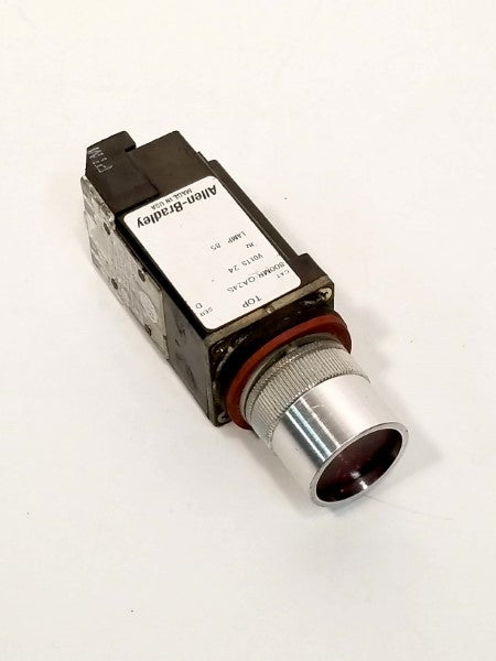 Allen Bradley via TCS 800MRQA24SR Ser. D NSNP AB