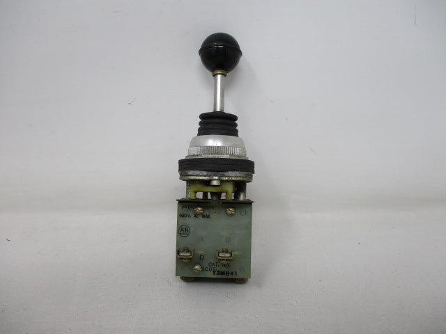 Allen Bradley via TCS 800TT2MB41 NSNP 800T T2MB41