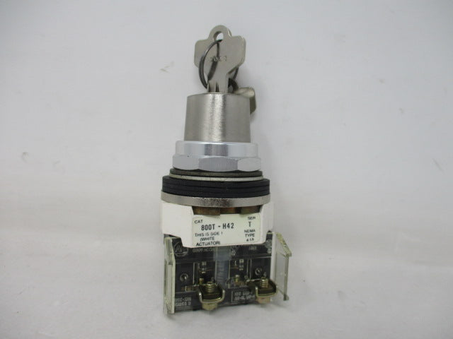 Allen Bradley via TCS 800TH42D1 Ser. T NSNP  800T H42D1