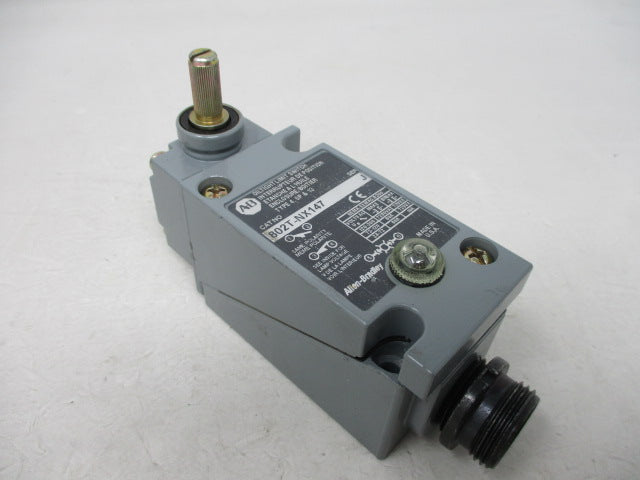 Allen Bradley via TCS 802TNX147 Ser. J NSNP 802T NX147