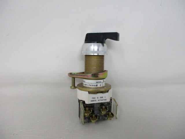 Allen Bradley via TCS 800HHP17KB6AXXX Ser. C NSNP