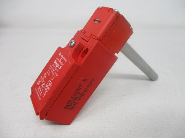 Allen Bradley via TCS 440HE22027 Ser. B NSNP 440H E22027