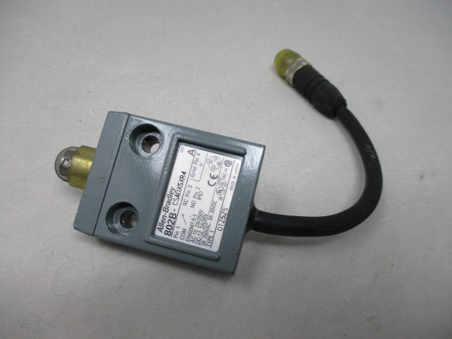 Allen Bradley via TCS 802BCSADXSXR4 Ser. A NSNP 802B CSADXSX R4