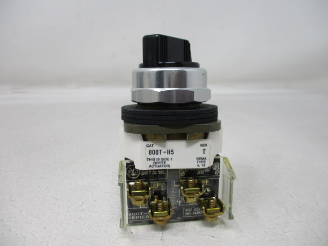 Allen Bradley via TCS 800TH5A Ser. T NSNP 800T H5A