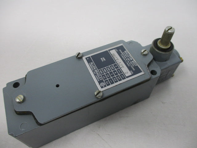 Allen Bradley via TCS 802TL2T Ser. NSNP 802T L2T