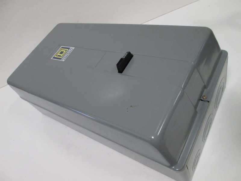 Square D 8536SEG1V08 NSNP * GENUINE * 8536 SEG1 V08 Schneider Telemecanique
